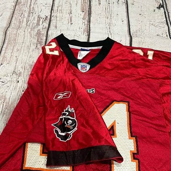 Cadillac Williams Tampa Bay Buccaneers Reebok NFL Football Sports Jersey - Picture 9 of 13